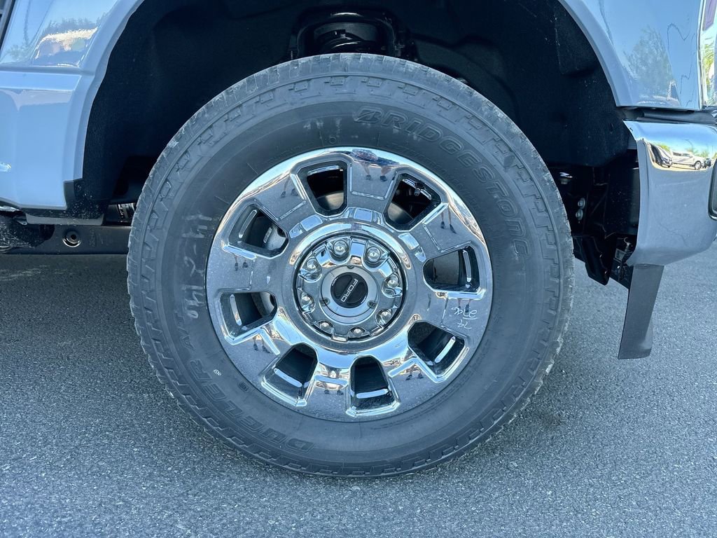 New 2025 Ford F350 Lariat w/ Lariat Ultimate Package image 11