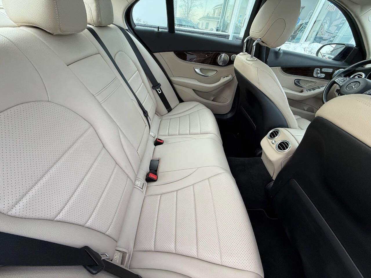 Used 2015 Mercedes-Benz C 300 C 300 4MATIC AWD 4dr Sedan image 15