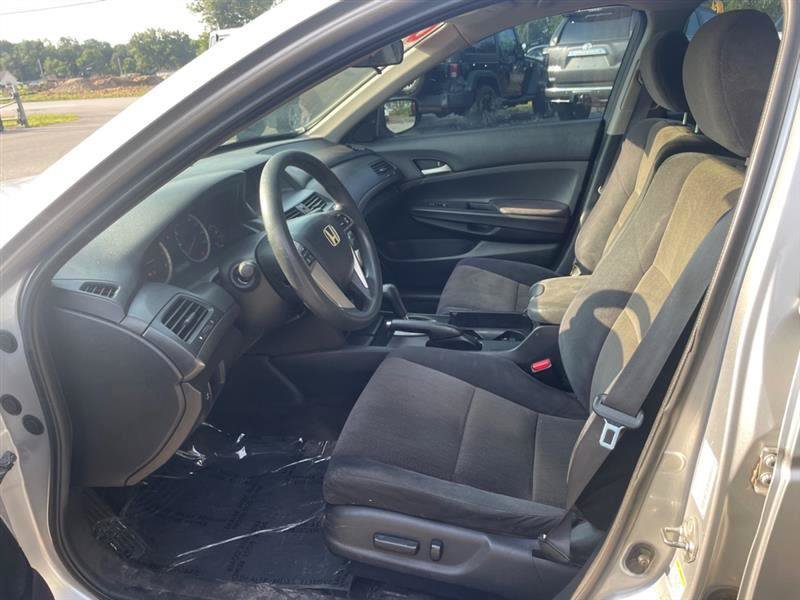 Used 2009 Honda Accord LX-P image 9