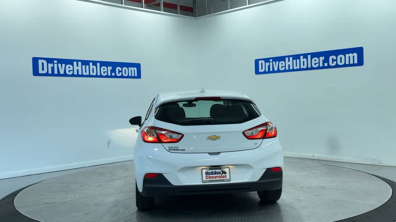 Used 2017 Chevrolet Cruze LT w/ Convenience Package FWD image 9