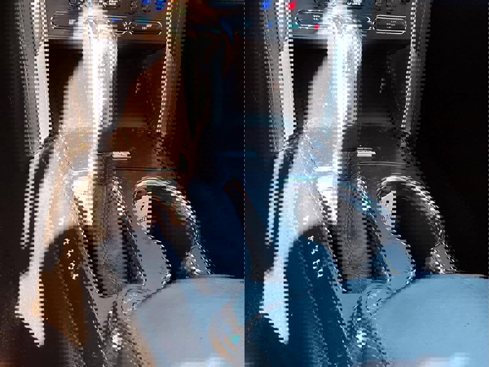 Used 2016 Ford Explorer Platinum AWD/4WD image 23