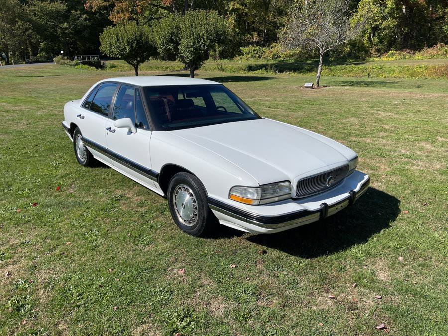 Used 1994 Buick Le Sabre Limited FWD image 1