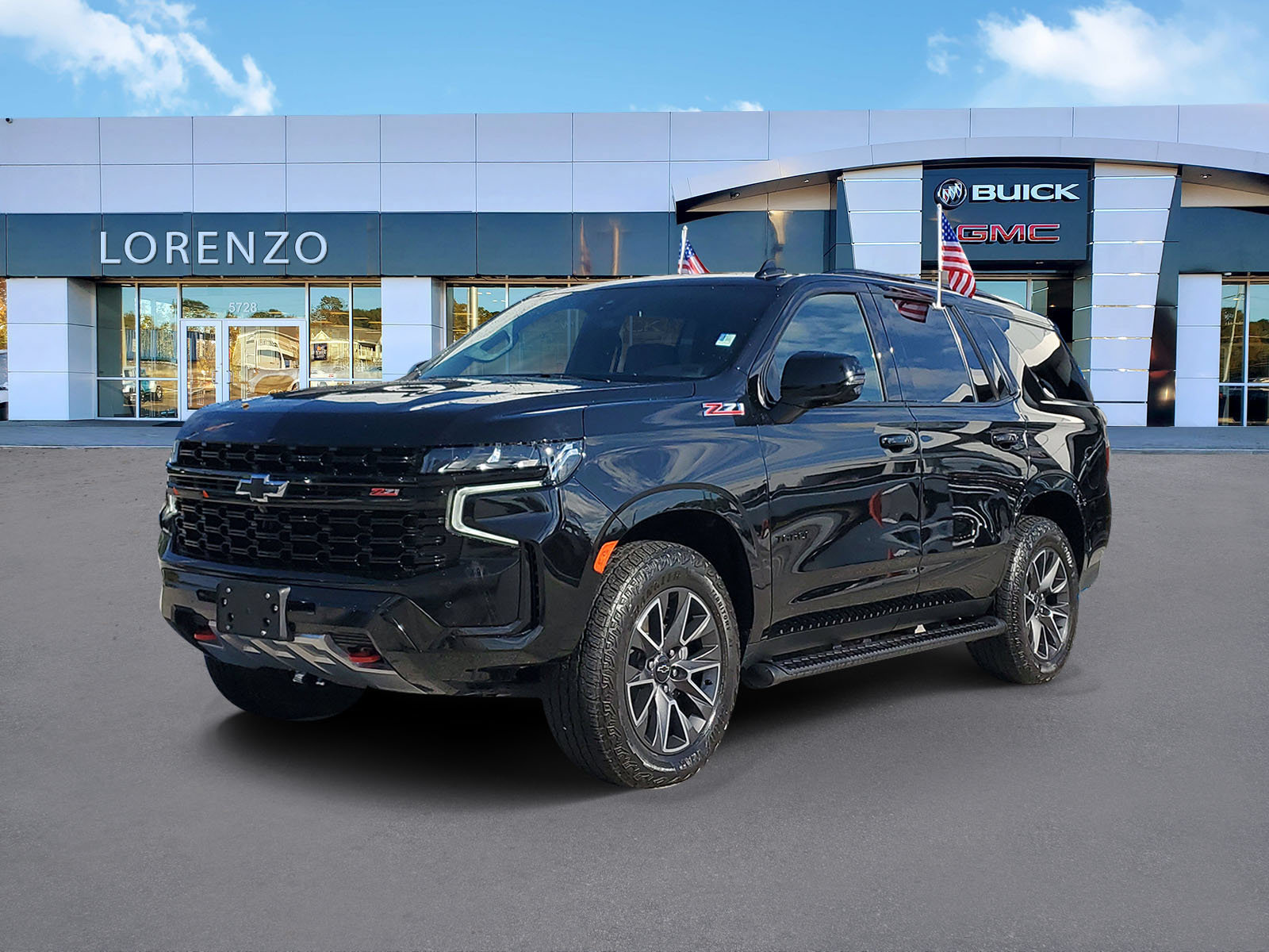Used 2023 Chevrolet Tahoe Z71 w/ Luxury Package AWD/4WD image 1