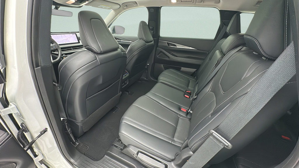 Used 2024 INFINITI QX60 Luxe AWD/4WD image 10
