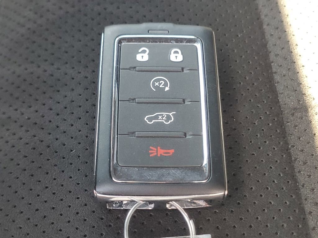 Used 2024 Jeep Grand Cherokee Altitude AWD/4WD image 37