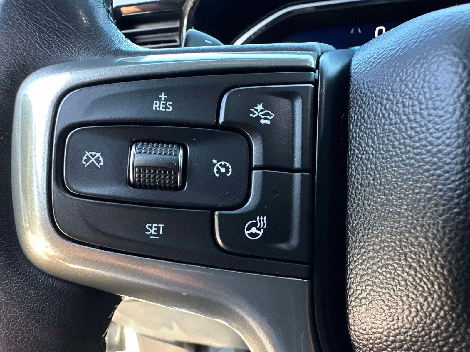 Used 2023 Chevrolet Silverado 1500 LT w/ All Star Edition Plus AWD/4WD image 15