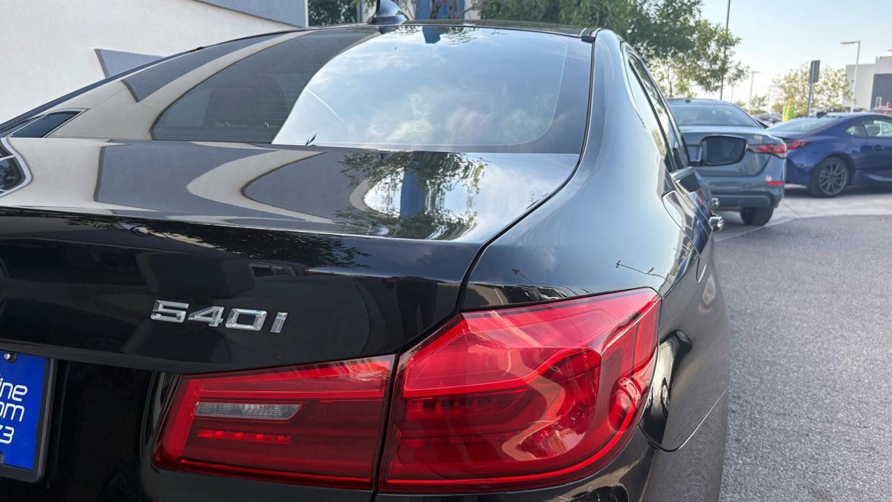 Used 2018 BMW 540i RWD image 7