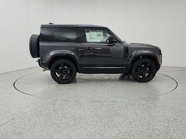 New 2026 Land Rover Defender 90 V8 AWD/4WD image 4