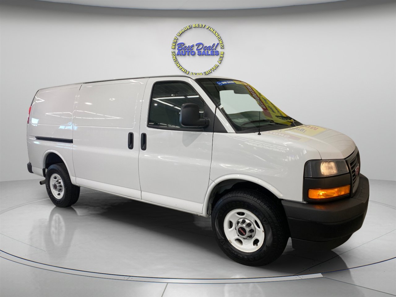 Used 2022 GMC Savana 2500 image 9