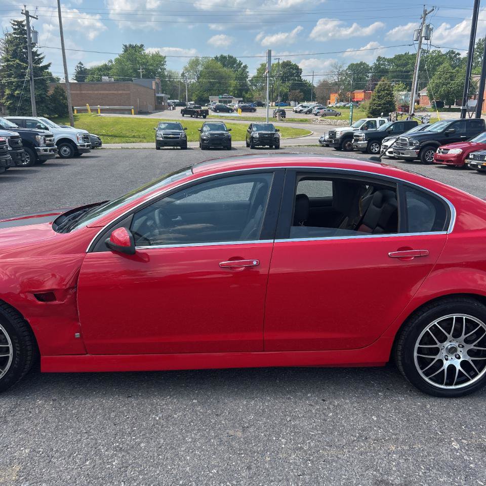 Used 2009 Pontiac G8 GT w/ Premium Package RWD image 7