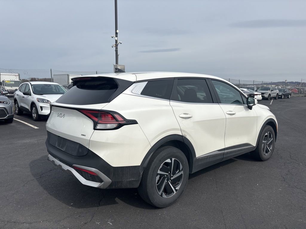 Certified 2023 Kia Sportage LX image 2