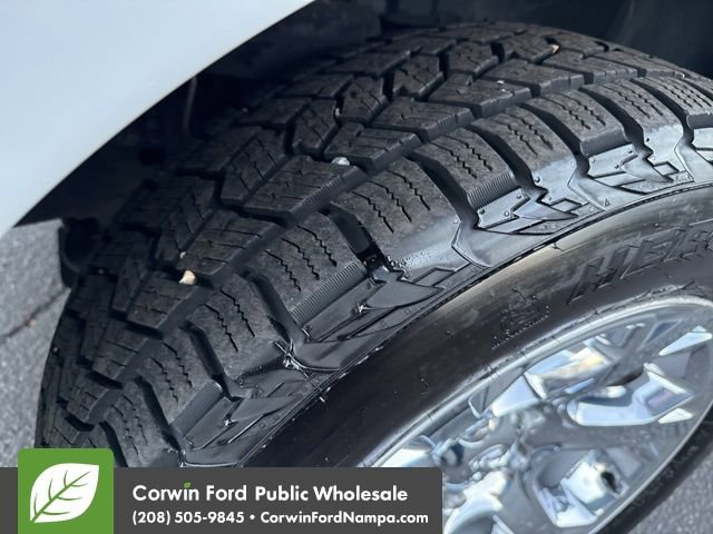 Used 2015 RAM 1500 Laramie w/ Convenience Group image 10