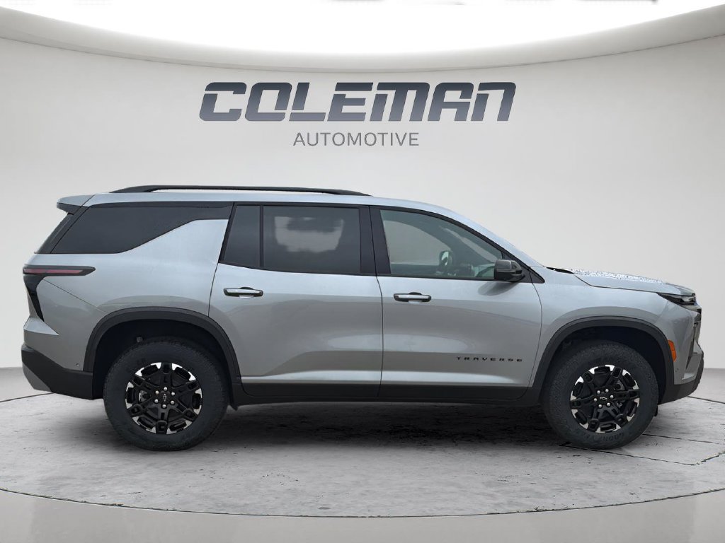 New 2027 Chevrolet Traverse Z71 w/ Enhanced Driving Package AWD/4WD image 6