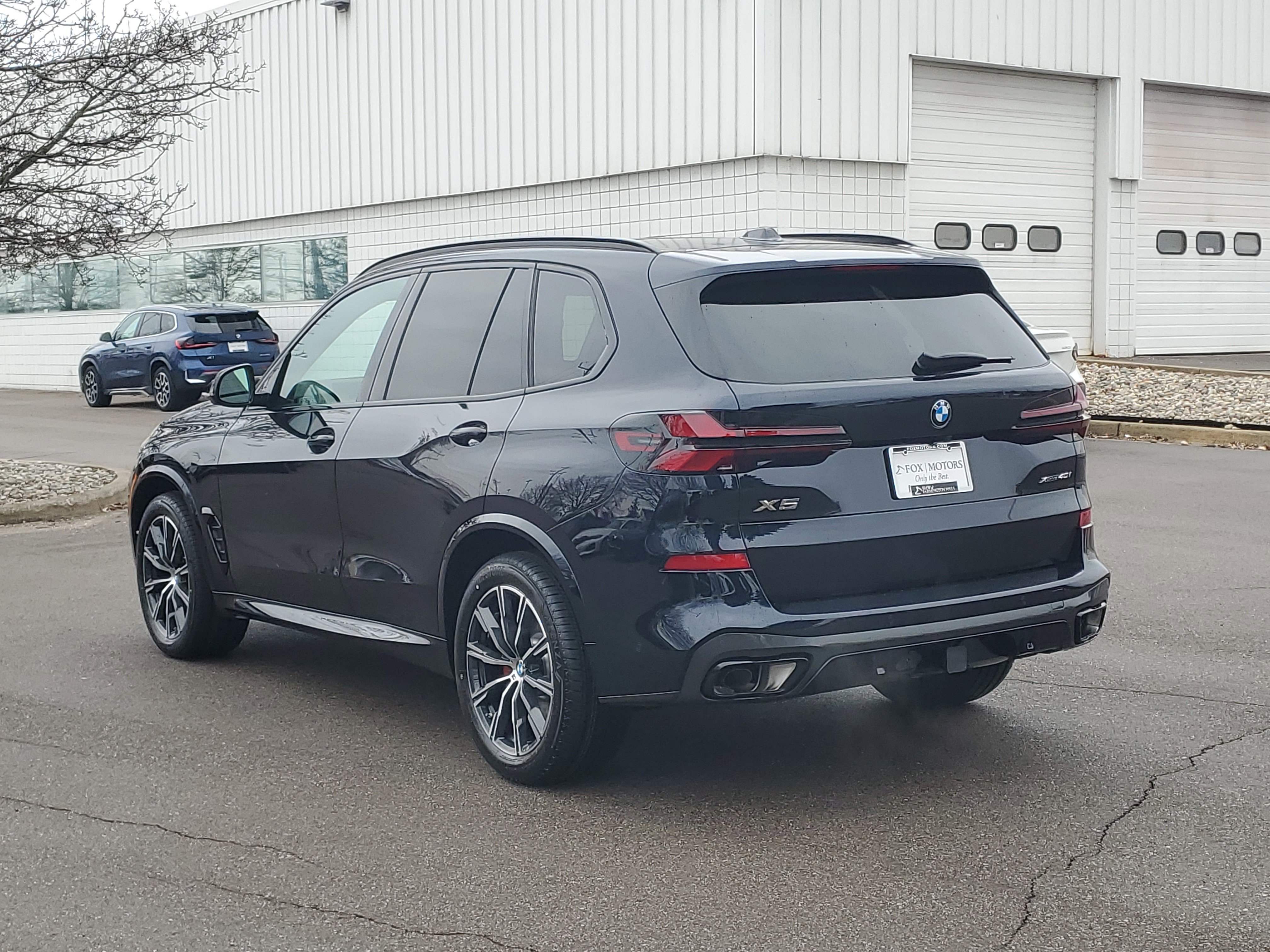 New 2026 BMW X5 xDrive40i w/ M Sport Package image 2