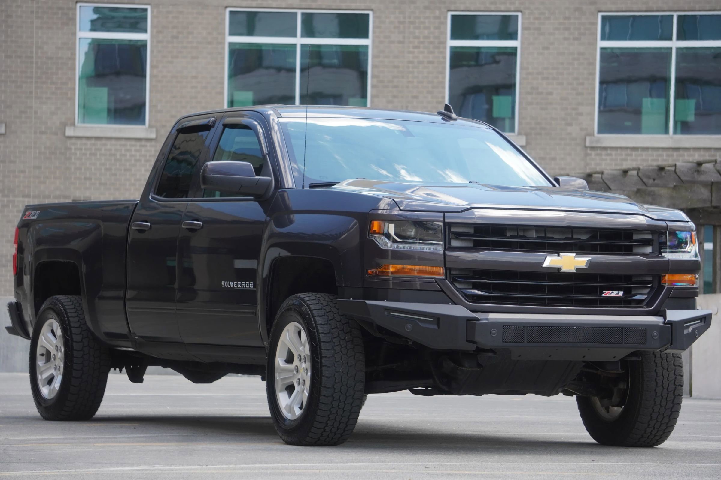 Used 2016 Chevrolet Silverado 1500 LT w/ All Star Edition AWD/4WD image 2