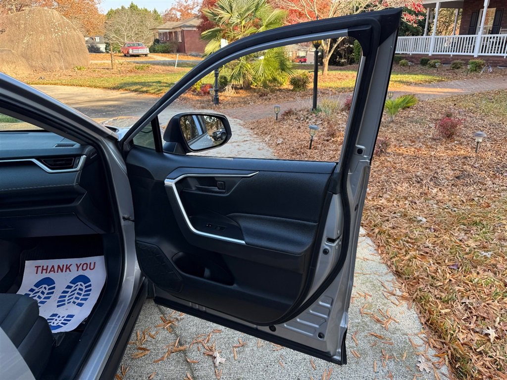 Used 2019 Toyota RAV4 LE w/ All Weather Liner Package image 49