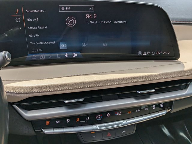 Used 2024 Cadillac XT4 Luxury FWD image 15