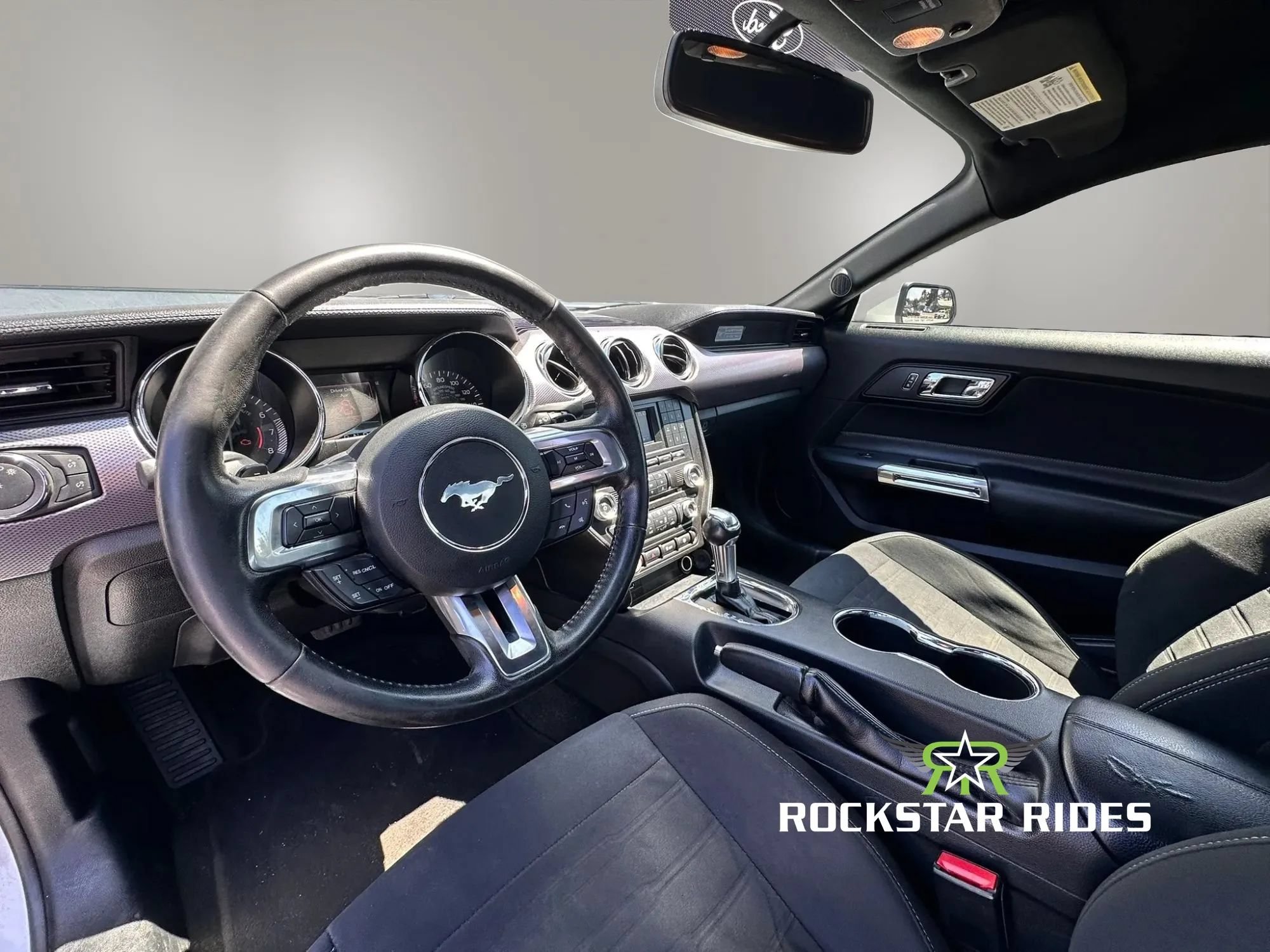 Used 2016 Ford Mustang GT w/ Black Accent Package RWD image 28