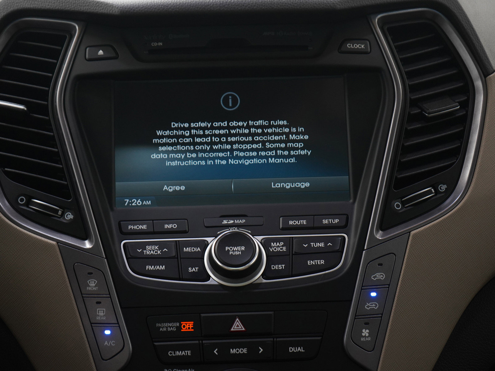 Used 2013 Hyundai Santa Fe Limited w/ Technology Pkg image 19