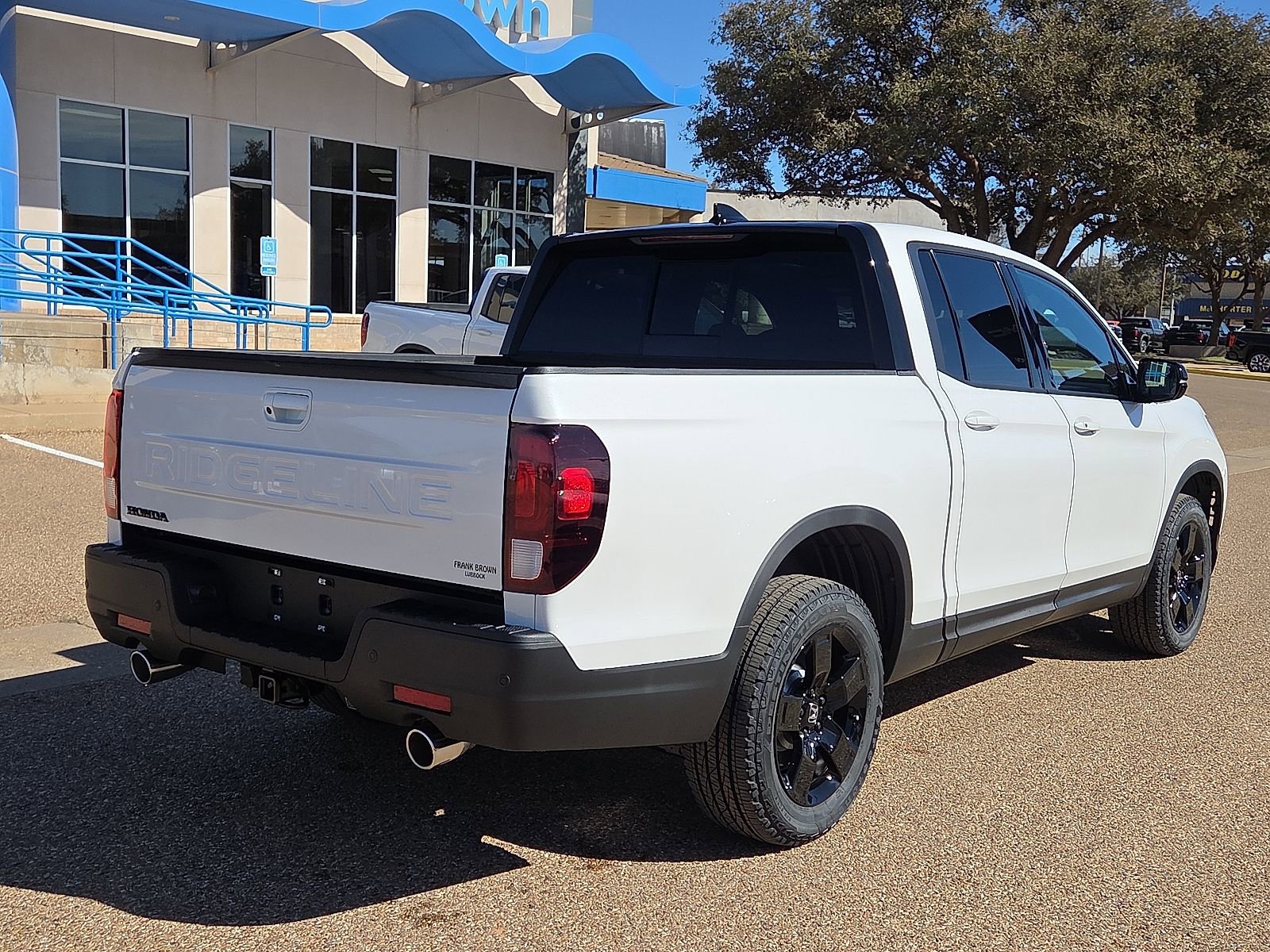 New 2026 Honda Ridgeline Black Edition image 4