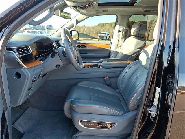 Used 2022 Jeep Grand Wagoneer Series II w/ Premium Group II image 11