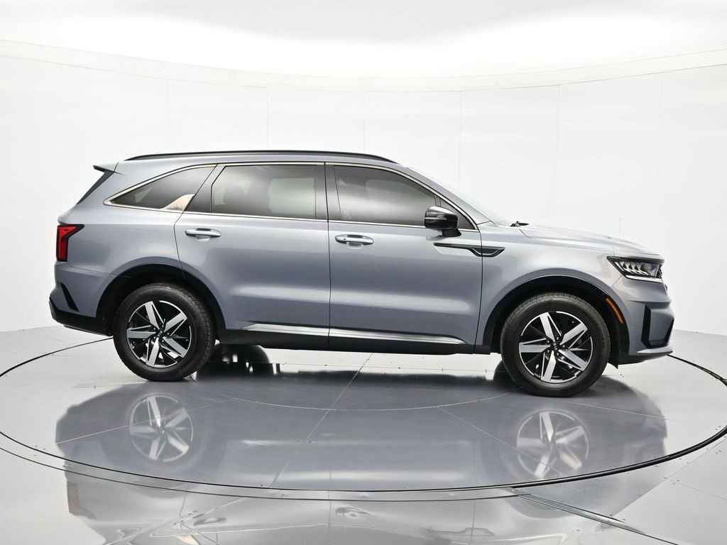 Used 2021 Kia Sorento S image 5