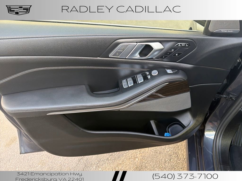 Used 2021 BMW X7 xDrive40i w/ Executive Package image 4