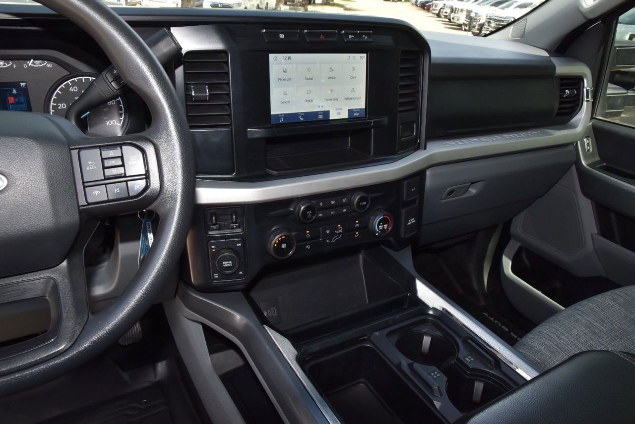 Used 2023 Ford F250 XLT w/ FX4 Off-Road Package image 26