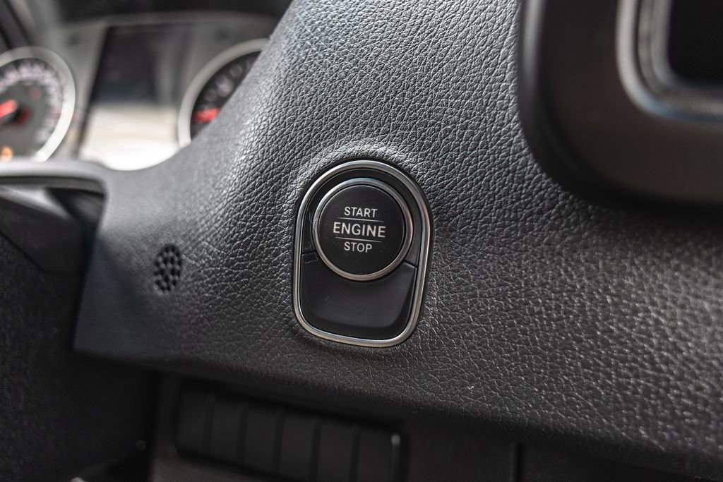 Used 2019 Mercedes-Benz Sprinter 2500 image 15