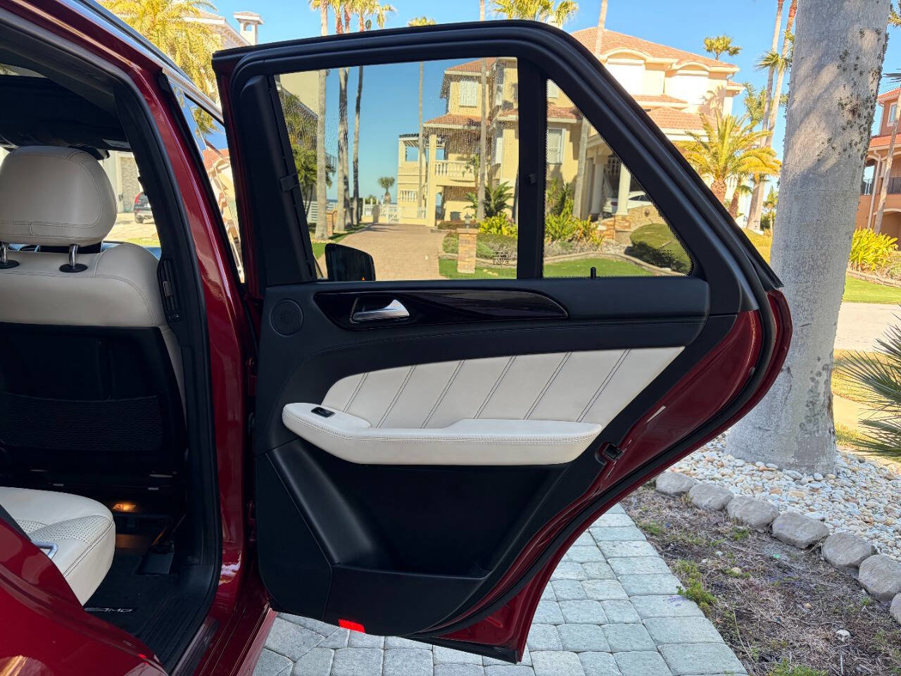 Used 2016 Mercedes-Benz GLE 63 AMG S w/ Driver Assistance Package image 84