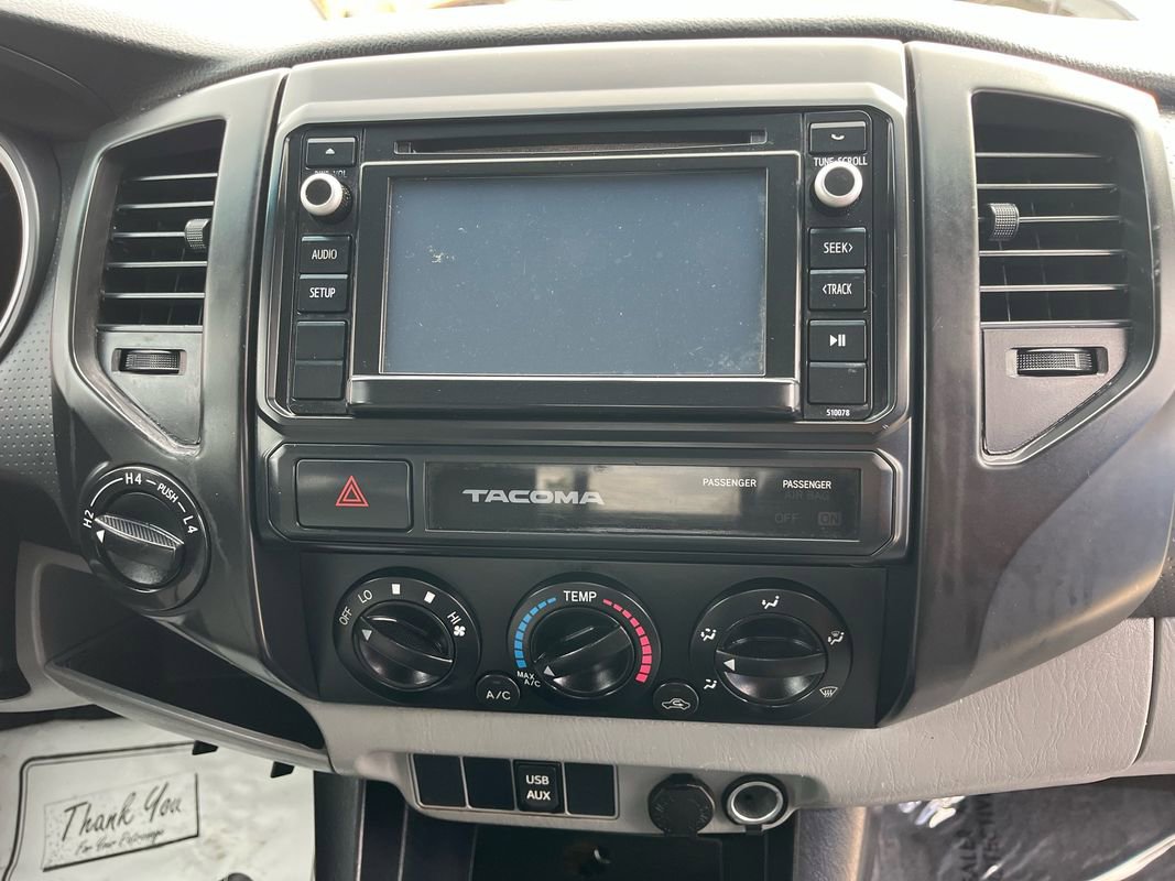 Used 2015 Toyota Tacoma 4x4 Access Cab image 19