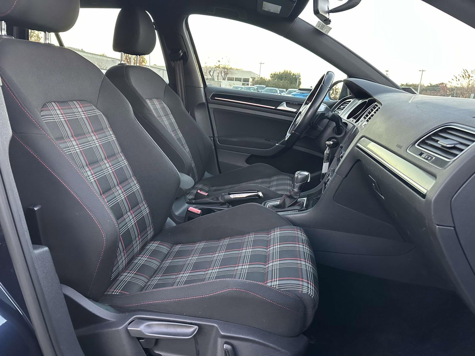 Used 2016 Volkswagen GTI S image 10