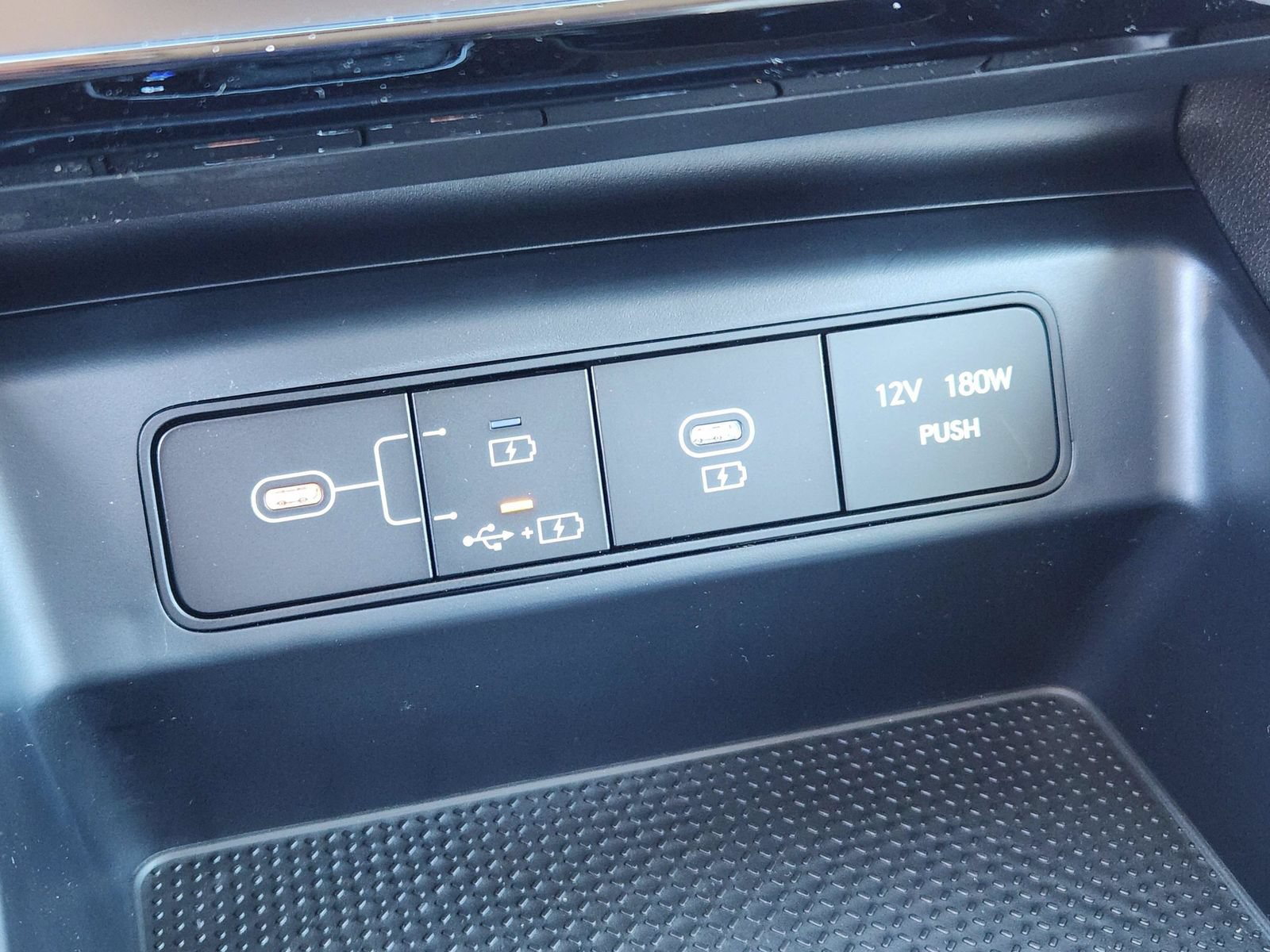 New 2026 Hyundai Tucson SEL FWD image 17