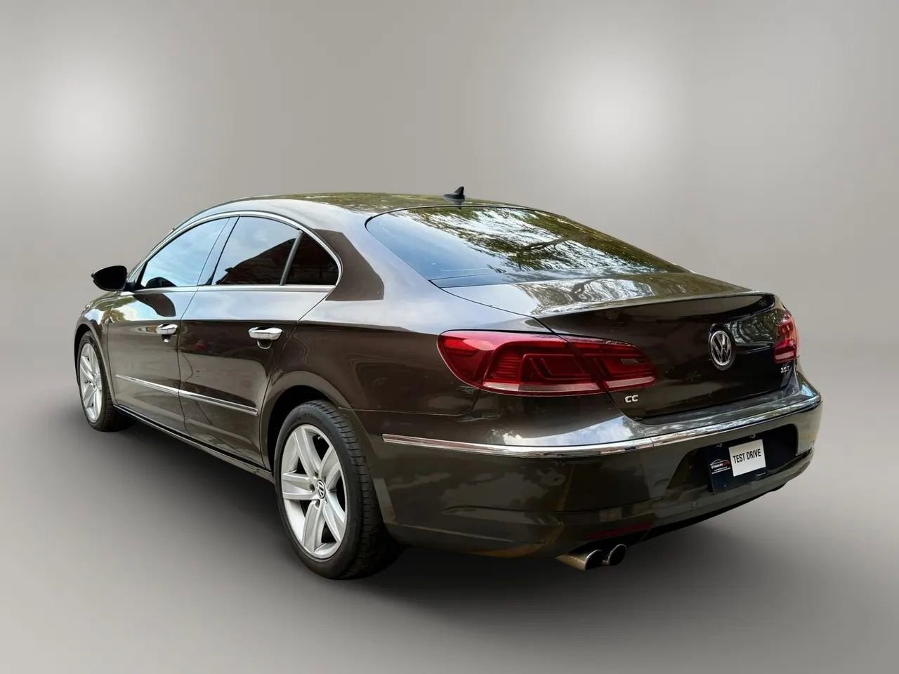 Used 2013 Volkswagen CC Sport image 3