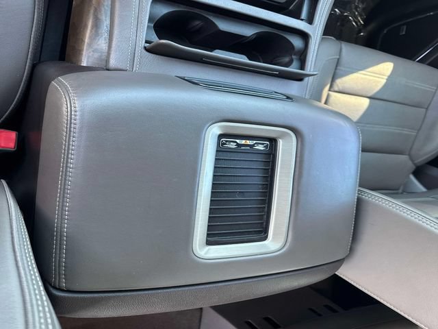 Used 2020 GMC Yukon Denali RWD image 28