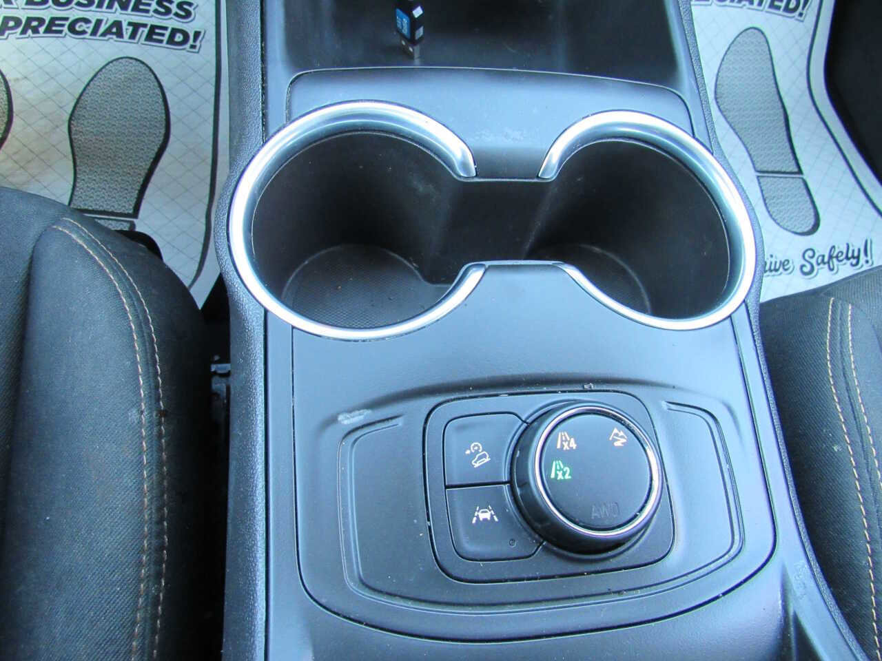 Used 2020 GMC Terrain SLE image 19