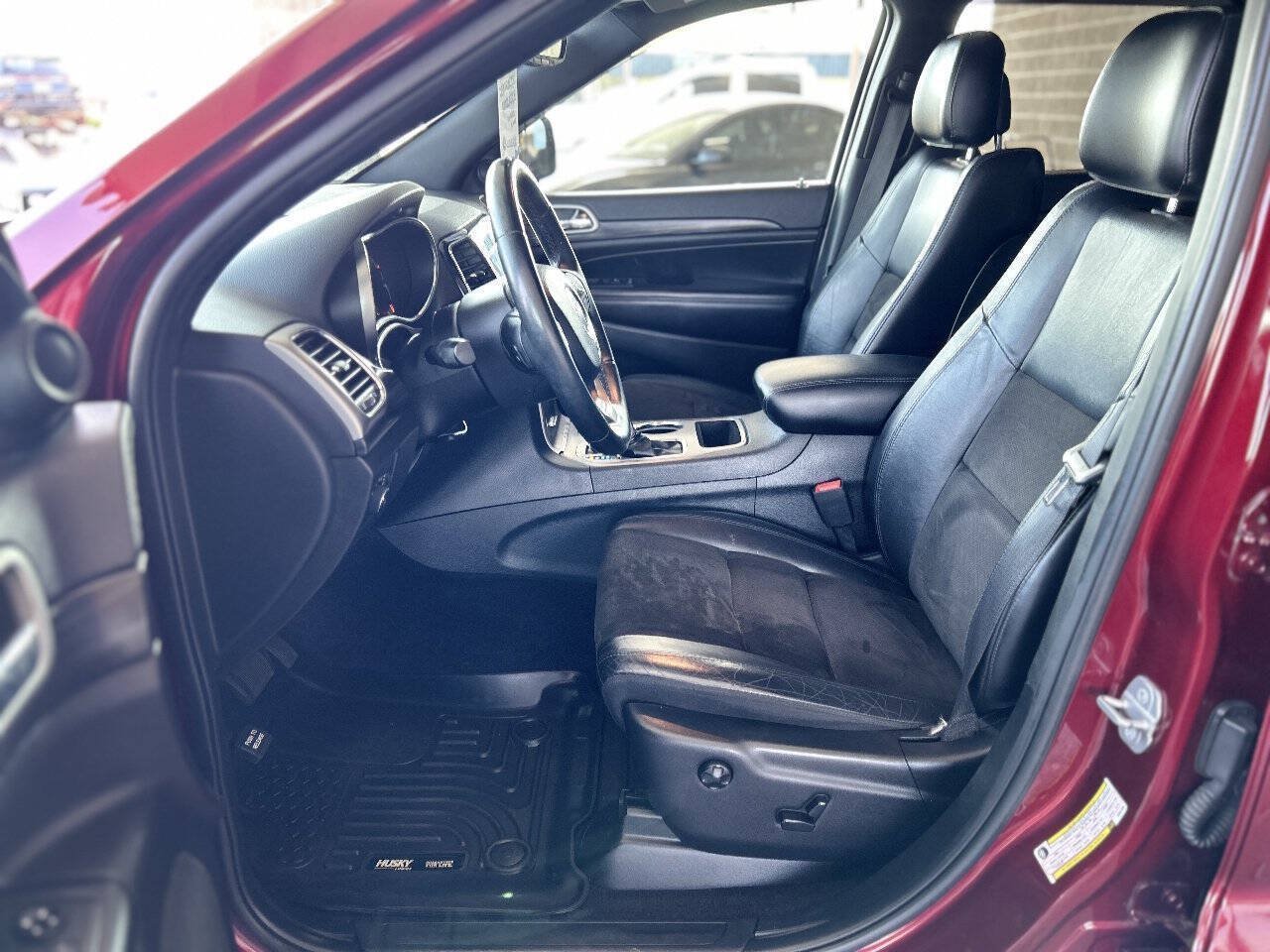 Used 2019 Jeep Grand Cherokee Altitude AWD/4WD image 34