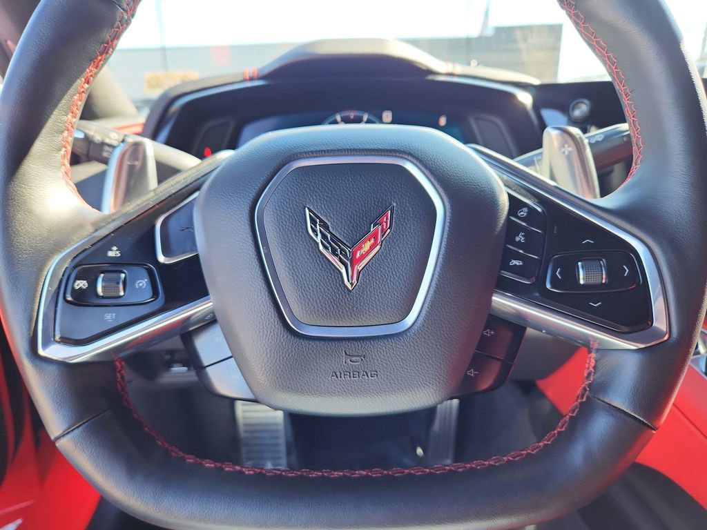 Used 2021 Chevrolet Corvette Stingray Preferred Cpe w/ Chrome Exterior Badge Package image 17