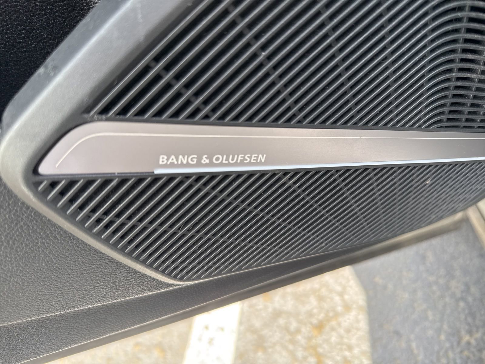 Used 2021 Audi SQ5 Prestige w/ Prestige Package image 7