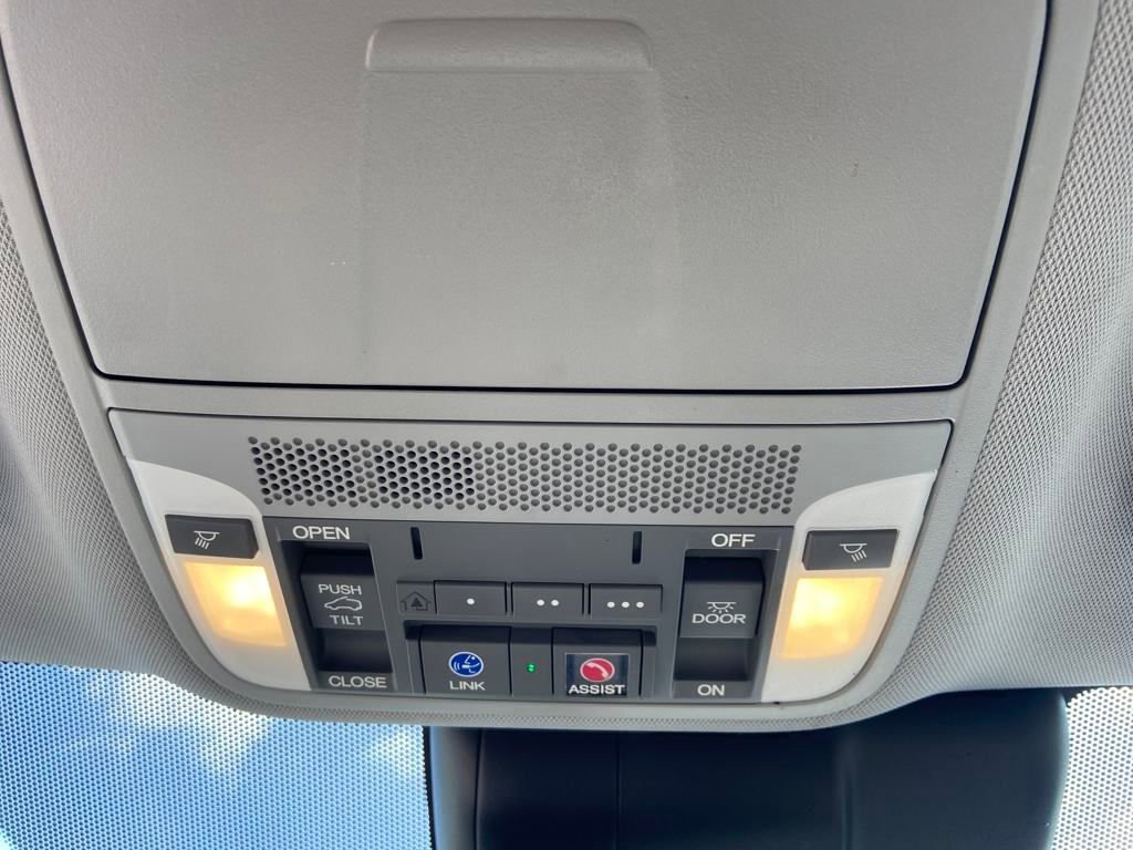 Used 2016 Acura RDX AWD w/ Advance Package image 28