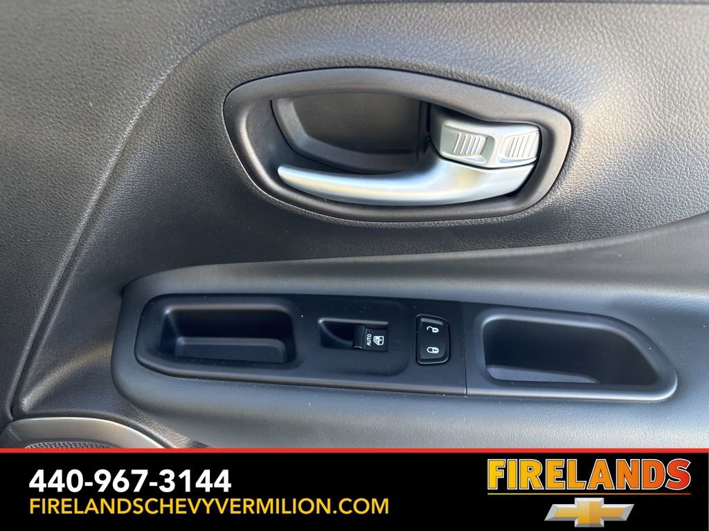 Used 2022 Jeep Renegade Latitude w/ Convenience Group image 23