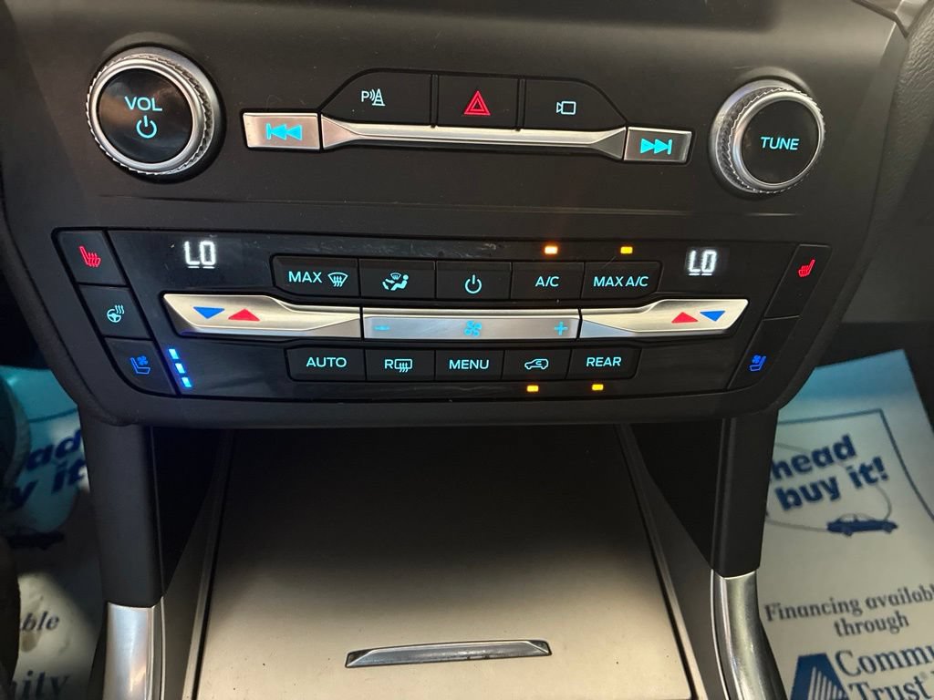 Used 2020 Ford Explorer Limited AWD/4WD image 20