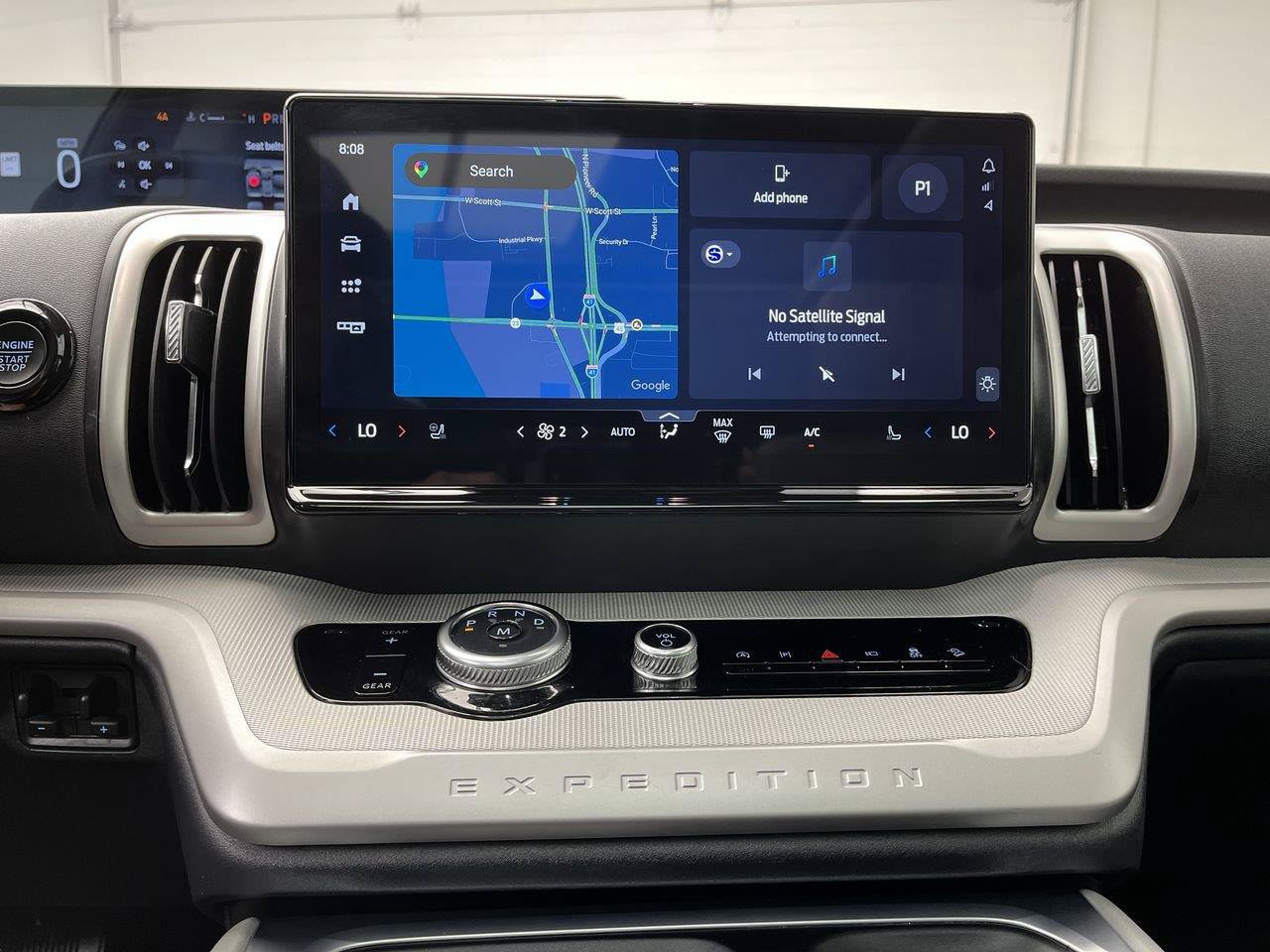 Used 2025 Ford Expedition Active AWD/4WD image 21