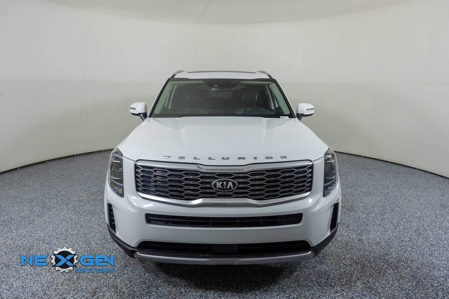Used 2020 Kia Telluride EX w/ EX Premium Package image 2