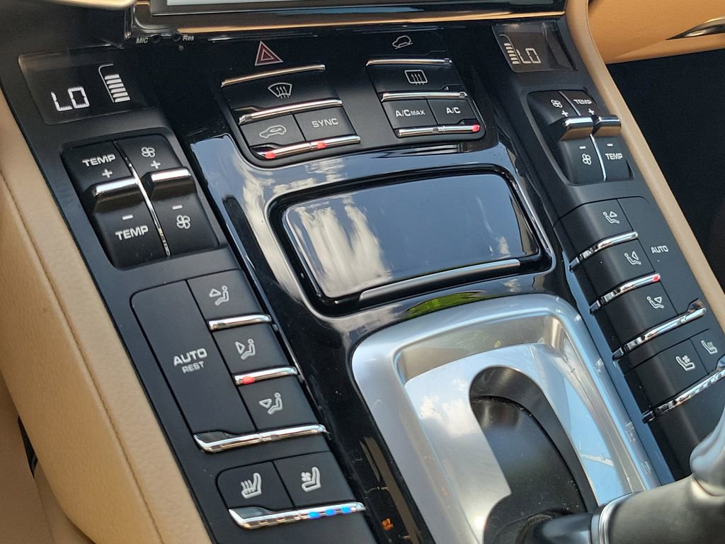 Used 2015 Porsche Cayenne Diesel image 33