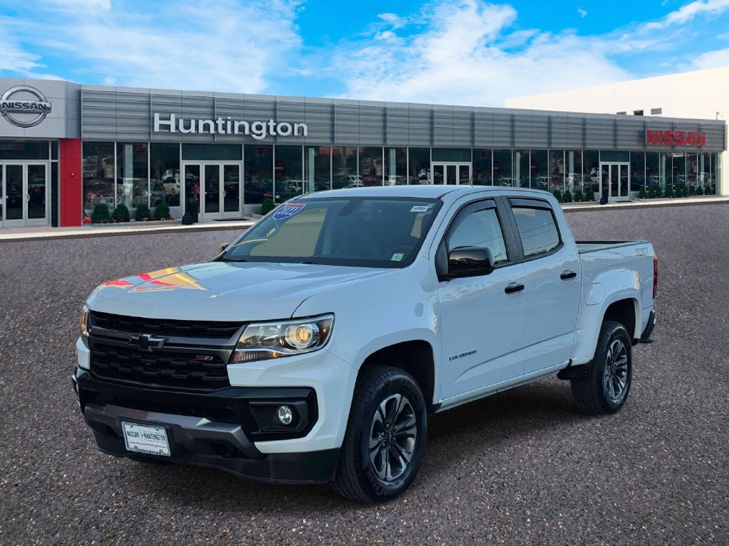 Used 2022 Chevrolet Colorado Z71 AWD/4WD image 4