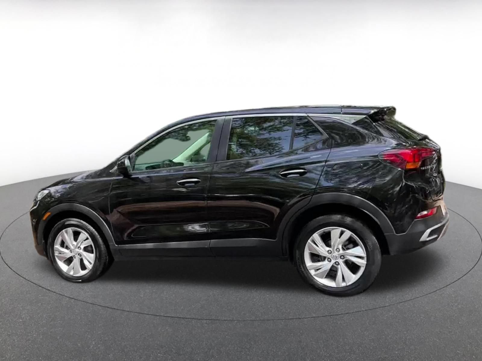 Used 2025 Buick Encore GX Preferred FWD image 11