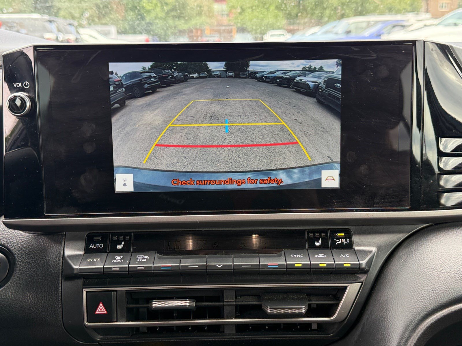 Used 2025 Toyota Camry XSE FWD image 27
