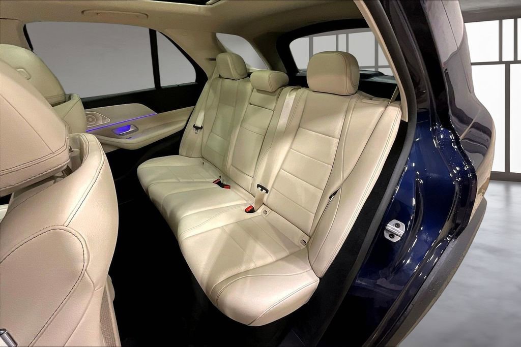 Used 2022 Mercedes-Benz GLE 350 4MATIC w/ Premium Package image 22