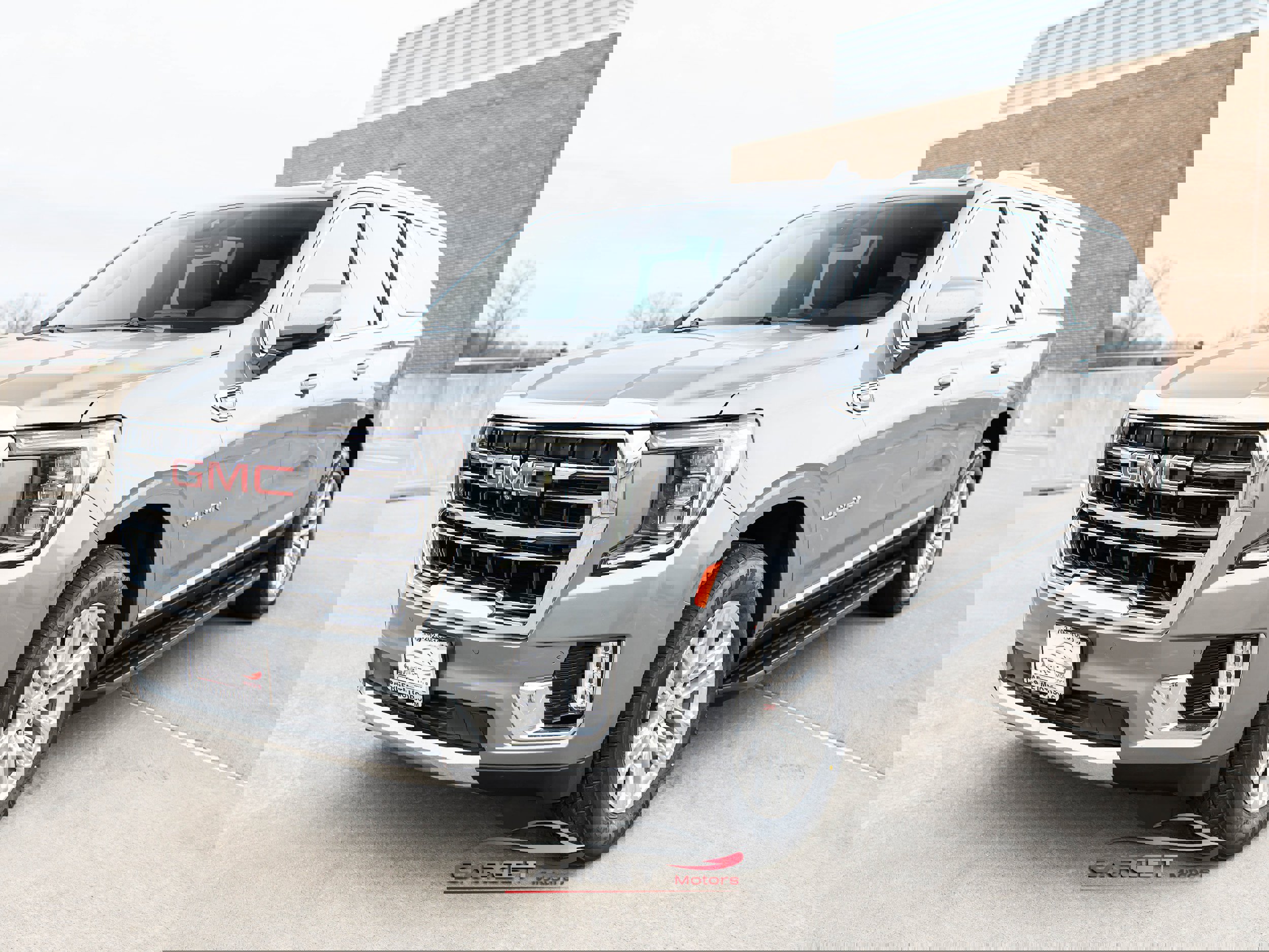 Used 2022 GMC Yukon XL SLT w/ SLT Luxury Package image 3